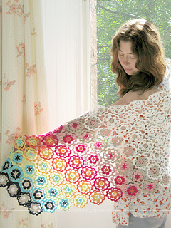_emma_lamb_-_hexipetl_daisy_shawl_-_3_a_small2