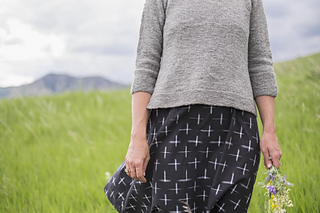 Jaime-jennings_junegrass-sweater_hem_small2