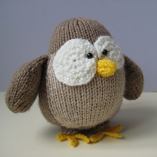 Graduation_owl_15389966284_5eab2eab5a_o_small2