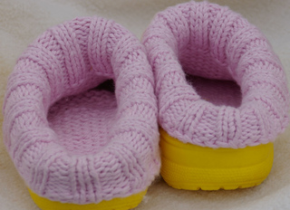 Clog_liners_adult_size_8_pink_lliner__yellow_clog__back_view_small2