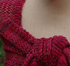 Dorable_close_up_of_knot_with_room_for_text_small