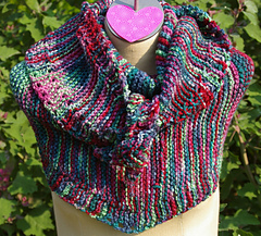Triangle_durable_wrapped_around_neck_small