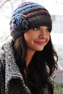Your_time_to_shine_flower_hat_and_mittens_knitting_pattern_1_small2