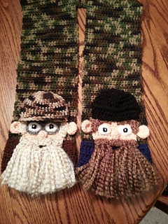 Duck_guys_scarf_small2