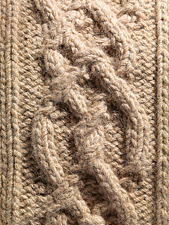 Chunky_cable_knitting_small2