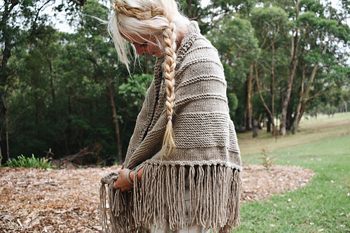 [FO] And this is why we block! (Reyna Shawl) : r/knitting