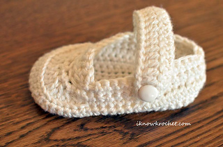Bootie_ivory_button_ikk_small2