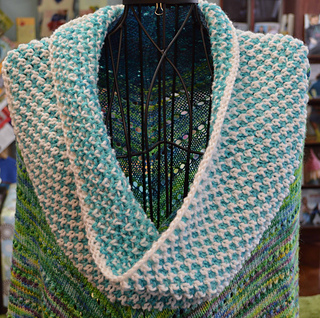 Ravelry-chicken-wafflescowl-irislday-redx1_small2