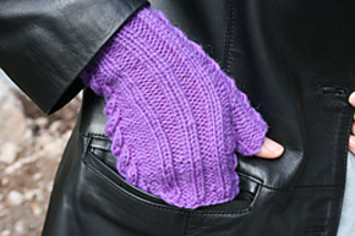 Lilac_mitts1_small2