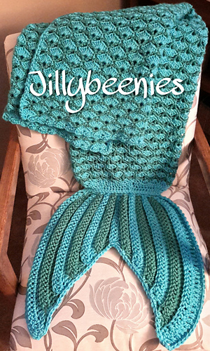 Red_heart_deep_sea___turquois_medium