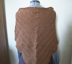 Anastasia_20on_20maria_27s_20back_20close_small
