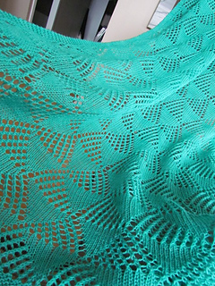 Triangulated_shift_drape_01_small2