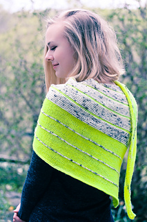 Kline_shawl_back_closeup_the_knitting_vortex_small2