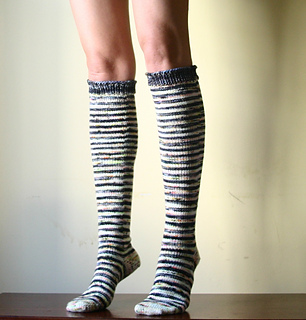 Stitchwitchsocks06_small2