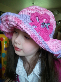Mccall_s_hat_small2
