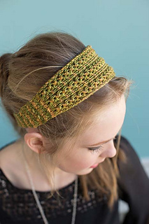 Knitscene-03-12-14-urban-legands-0148_small2