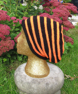 Stripey_dk_slouch2_small2