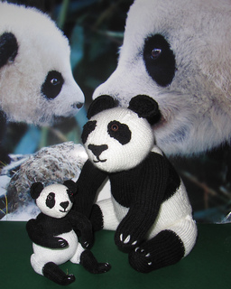 Panda_and_baby12_small2
