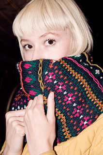 Pom_pom_aw141157_flat_300_small2