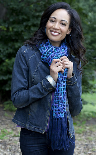 Ssp2_blusey_scarf2_lg_medium
