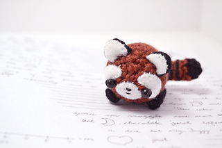 Ravelry: red panda amigurumi pattern by mohu