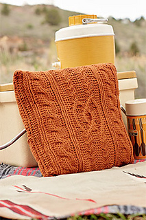 Entwined-cables-pillow-outside_small2