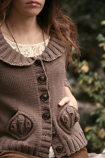 Creeping_vines_hand_in_pocket_small2