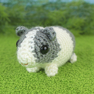 Ravelry: Baby Guinea Pigs pattern by June Gilbank