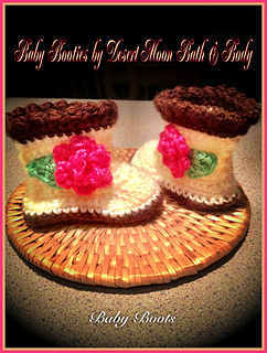 Baby_booties_1_small2