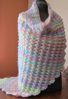 Breaking_waves_shawl_by_schere_s_crafty_crochet_-_photo_by_simply_d__best__1__small2