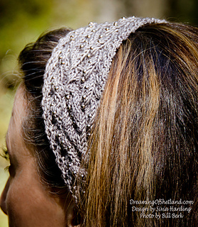 Hardingsiviaveronanecklettedbeadedheadbandshetlandsheepebookmccleahy-3394-copy_small2