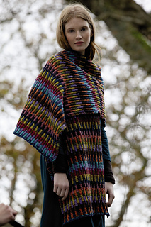 Soumak_scarf_wrap_2_small2