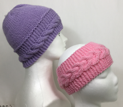 Horseshoe_cable_hat_pic_small