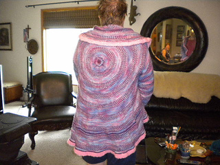 Teresa_modeling_the_back_of_her_circular_sweater_small2
