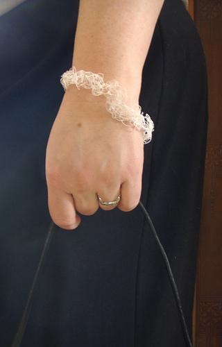 Finished_bracelet_lengthened_medium