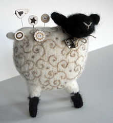 Woolly_sheep-4_small